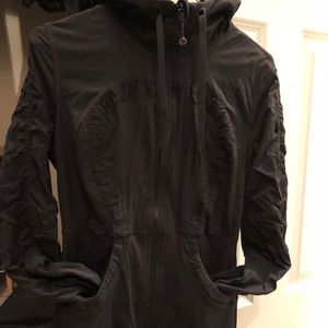 Size 8 reversible lululemon women’s jacket